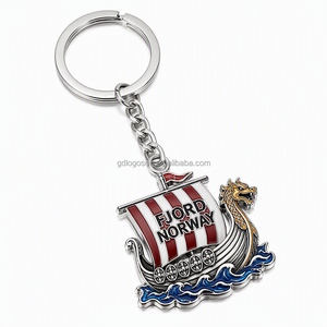 Portachiavi Personalizzato con Puffin di Alesund, Norvegia - Souvenir di Viaggio Nordico, Charm Uccello Smaltato Carino - Fabbrica SEDEX - Product Image 3