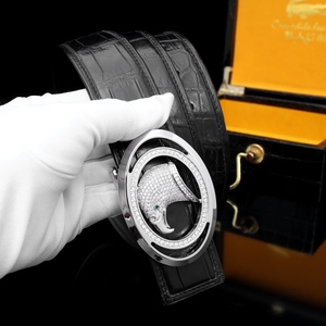 Cinturón de cuero de cocodrilo personalizado, lujoso cinturón clásico para hombre con cabeza de águila y diamantes incrustados a mano. - Product Image 2