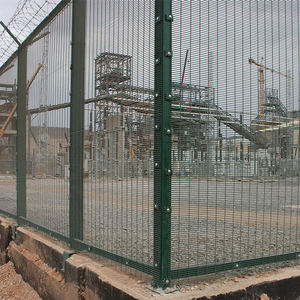 Vente en gros de treillis métallique <span class=keywords><strong>professionnel</strong></span> 3D Clôture en polyester galvanisé de vinyle treillis <span class=keywords><strong>rigide</strong></span> soudé courbé treillis métallique <span class=keywords><strong>rigide</strong></span> soudé courbé - Product Image 1