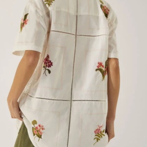 Ensemble en lin brodé nouveau style pour femme, haut et bas en coton tendance, longueur genou, broderie sur toile, vente chaude OEM - Product Image 4