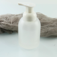 Bouteille en verre givré à large ouverture de 250 ml et 375 ml pour savon liquide et crème de soin avec pompe mousseuse et manchon en silicone