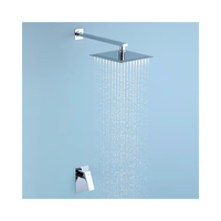 Robinet de salle de bain contemporain à une poignée en laiton, motif de pulvérisation de pluie mural, ensemble de mélangeur de douche de bain d'eau chaude et froide chromé