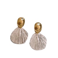 Set Anting Jepit Bentuk Bunga dari Paduan Logam, Tanpa Tindik, Trendi, Retro, Unik, Elegan, Cocok untuk Wajah Persegi, Hadiah untuk Wanita