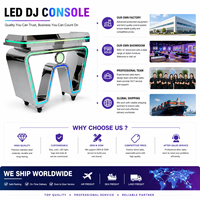 Console de DJ moderne à LED en acier inoxydable, 7 couleurs lumineuses, support de contrôleur lumineux avec roulettes pour boîte de nuit, bar, scène