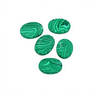 Pierre de méditation ovale en malachite synthétique polie, cristal de guérison Feng Shui, pierre de poche, vente en gros, exportateur et fournisseur en vrac - Product Image 1
