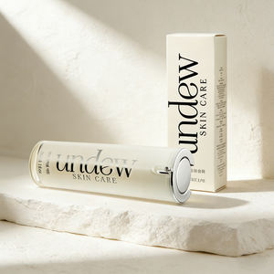 Sérum facial à la niacinamide UNDUE pour femmes, minimise les pores, contrôle le sébum et prévient les imperfections pour les peaux grasses sujettes à l'acné - Product Image 1