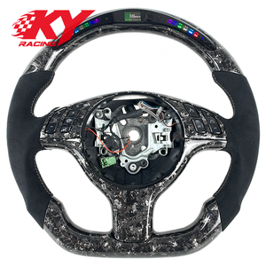 Volant sport en fibre de carbone forgée avec écran LED, personnalisation sur mesure pour BMW Série 3 et 4 E46 E39 F10 F20 F30 F80 F82 - Product Image 1
