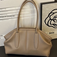 Sac fourre-tout décontracté grande capacité pour femme, nouvelle collection 2026, élégant et minimaliste, avec fermeture éclair, en polyester, à porter à l'épaule ou sous le bras