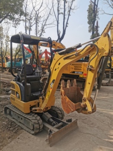 Excavadora Usada Cat301.7 de 1.7 Toneladas, Marca Caterpillar, Original, Fabricada en Japón, en Shanghái, en Buen Estado - Product Image 1