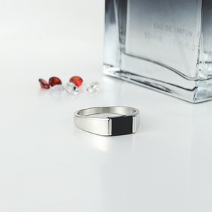 Yunnique Stainless Steel <b>Ring</b> Geometric Quadrilateral Bezel Setting Black Inlay Unisex Fashion Jewelry Gift <b>Silver</b> Tone - Product Image 3