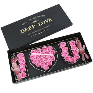 Set di Rose Eterne in Carta Ecologica per San Valentino, Regalo Romantico a Forma di Cuore Rosso per Lei - Product Image 1