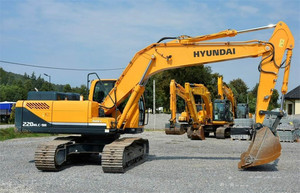 Excavatrice Hyundai 220-9S d'occasion fabriquée en Corée, grande pelle hydraulique d'occasion de 20 tonnes. - Product Image 2