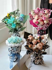 Papel de regalo de flores con estampado de leopardo, impermeable, bricolaje, ramo hecho a mano para floristería, materiales de arte Floral con revestimiento de PE - Product Image 3