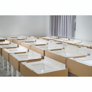 Encimera de Cuarzo Artificial Calacatta, Encimera de Mesa Blanca Prefabricada, Fabricación de Losas - Product Image 1