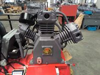 Marteau perforateur à trois pistons portable pour l'exploitation minière, 5 bar, 3.0/5, 18.5 kW, 25 CV, compresseur d'air à moteur diesel