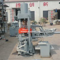 Machine hydraulique à briqueter les miettes verticales CNC à quatre colonnes Machine de moulage des métaux