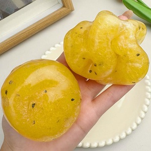 Funboxes Jouet en caoutchouc souple et amusant en forme de fromage géant transparent, à texture <span class=keywords><strong>Vaseline</strong></span>, unisexe, sans remontée, pour cadeaux de fête - Product Image 6