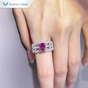 Tianyu Gems Ruby Diamond Bague de fiançailles en argent 925 avec diamant rouge taille émeraude - Product Image 4