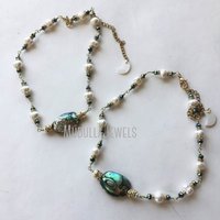 Collier ras du cou en coquille d'ormeau et perles, plaqué or, style sirène, plage, sorcière, bohème, bijoux bohèmes NM45592