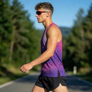 เสื้อกั๊กวิ่งมาราธอนแบบไร้ตะเข็บ น้ำหนักเบา ระบายอากาศได้ดี สำหรับผู้ชายและผู้หญิง เสื้อผ้ากีฬาฤดูร้อนแบบสั่งทำพิเศษ - Product Image 1