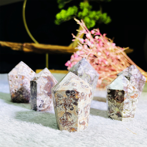 Tour de gâteau en pierre naturelle du diable Tour de cristal Vente en gros - Product Image 1