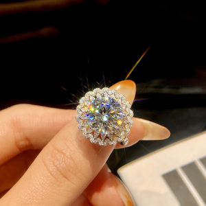 แหวนเพชรโมอิสซาไนต์สีแดงกุหลาบขนาดใหญ่ 5 กะรัต GRA สำหรับผู้หญิง เงินแท้ 925 รูปดอกไม้ แหวนหมั้น เครื่องประดับชั้นดี - Product Image 3