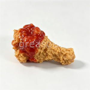 Modelo de PVC de muslo de pollo frito falso, set de exhibición para escaparates de restaurantes de comida rápida y carros de comida, con salsa de tomate crujiente artificial. - Product Image 3