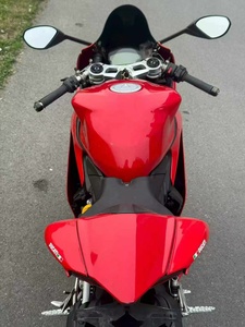 Ducati Panigale 959 Moto Sportiva Italiana da Corsa con Motore Bicilindrico a <span class=keywords><strong>L</strong></span> da 955cc Raffreddato ad Acqua, ABS, Carena Completa Disponibile in Rosso per Vendita all'Ingrosso - Product Image 4