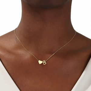Corazón Chapado en Oro de 14K. Collar con Colgante de Letra, Cadena con Eslabones, Collar con Inicial Personalizada para Mujeres y Niñas, Regalo - Product Image 1