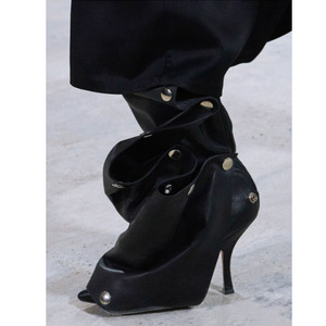 Botas de tacón fino plisadas hasta la rodilla para mujer, estilo occidental, con botones y remaches, novedad de invierno 2025 - Product Image 5