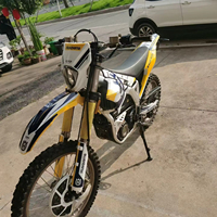 Vélo de course tout-terrain 2025 Storm Bee Original, moto électrique tout-terrain 12 vitesses, batterie lithium 55AH pour adultes au design Bomber