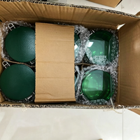 Bocal de rangement en verre vert dégradé de Noël de 40 oz avec couvercle en bambou pour la cuisine, idéal pour biscuits, bonbons, noix et grains de café
