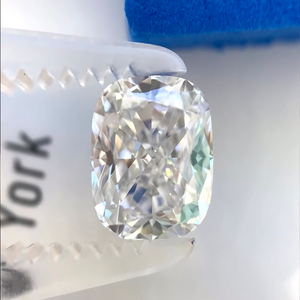 アンスター テイラー ジュエリー スウィフト VS F アンティーク クッション オールドマインカット 8カラット ラボグロウン ダイヤモンドリング IGI付き 18Kゴールド エンゲージメントリング - Product Image 6