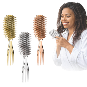 Peine Común con Mango de Plástico para Peluquería, para Pelucas, Peines de Agujas para Despeinar y Dar Volumen, para Peinar y Cortar el Cabello en Casa - Product Image 1
