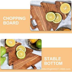 Planche à découper en bois personnalisée en forme de sapin de Noël, plateau de service en bois massif pour fruits et fromages, décoration rétro pour la cuisine et la maison - Product Image 4