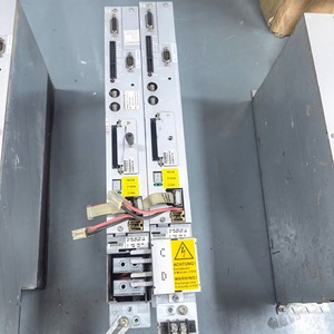 ตัวควบคุมมอเตอร์ Bosch Servo Drive DM 30K 1101 D 107 100W 12V DC IP65 - Product Image 1