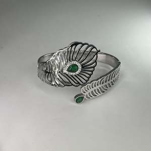Fashion Bangle 316L Stainless Steel PVD Gold Plating Sustainable Resistant Design Green Stone Inlay - Product Image 1