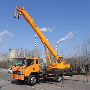 Chargement de 10/12/16/25 tonnes Boom Arm 4x4 Grue Hydraulique <span class=keywords><strong>Camion</strong></span> Grue <span class=keywords><strong>Prix</strong></span> Mini Grue Montée sur Véhicule à Vendre - Product Image 5