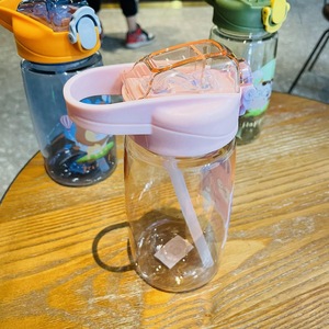 Trẻ em cầm tay cốc rơm học sinh chai nước uống cốc nhựa cốc mùa hè bé mẫu giáo cao mệnh giá - Product Image 2