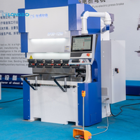 Presse plieuse CNC entièrement électrique Longbo 30T, petite taille, longueur de travail 1250 mm, machine de pliage de tôles de haute précision