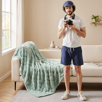Karierte Fleece-Wurfdecke Weiche Gemütliche Bettdecke 50 x 60 Zoll für Schlafzimmer Couch Zuhause Flanell
