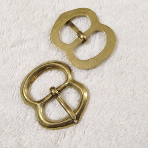 เข็มขัดทองแดงสไตล์ยุคกลางสำหรับหัวเข็มขัดเหล็กขึ้นรูปด้วยมือทำจากทองเหลืองสำหรับ TT-0939หัวเข็มขัด - Product Image 1