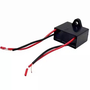 Condensador Hongyun Cbb61 2uF 1.2uF 4 Cables para Ventiladores Eléctricos, Ventilador de Cabecera, Ventilador Oscilante - Product Image 1