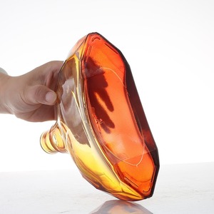 Precio <span class=keywords><strong>de</strong></span> fabricación Botellas <span class=keywords><strong>de</strong></span> vidrio utilizadas para almacenar whisky y varios <span class=keywords><strong>tipos</strong></span> <span class=keywords><strong>de</strong></span> <span class=keywords><strong>bebidas</strong></span> alcohólicas 500ml 550ml 750ml - Product Image 5