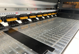 Imprimante textile à sublimation haute vitesse de 1,9 m avec têtes d'impression Eps de haute qualité pour draps, vêtements et textiles - Product Image 2