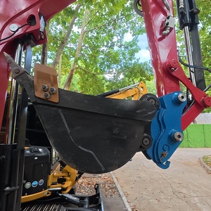 เครื่องยนต์ทรงพลัง รถขุดไฮดรอลิกคุณภาพสูง รถขุดแบคโฮมือสอง Yanmar Vio35 ขนาด 3.5 ตัน - Product Image 6