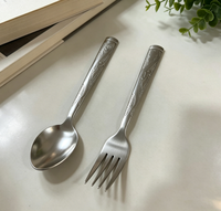 Ensemble de couverts en acier inoxydable en gros, durable, léger, réutilisable, design minimaliste, résistant à la rouille