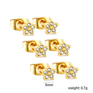 Boucles d'oreilles étoile en acier inoxydable avec diamants blancs pour le cartilage de l'oreille, bijoux de mode, cadeau - Product Image 4