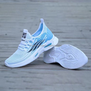 <span class=keywords><strong>2023</strong></span> <span class=keywords><strong>mejores</strong></span> zapatos deportivos informales para hombres en China zapatos Bola para correr de alta calidad para forro de malla de primavera y verano - Product Image 3