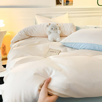 Parure de lit quatre pièces en soie glacée lavable pour l'été, style moderne et minimaliste, couleur unie, toucher soyeux, personnalisable pour hôtel